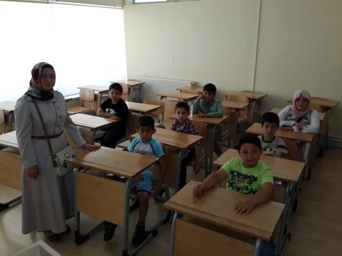 Akyazı Belediyesi Bilgi Ve Kültür Evi Yaz Kur’an Kursları Başladı