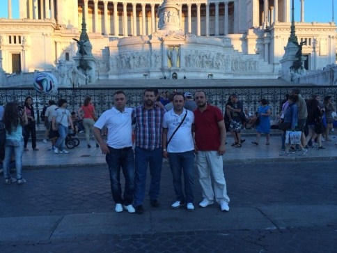 Kenan’a Destek İçin İtalya’ya Gittiler