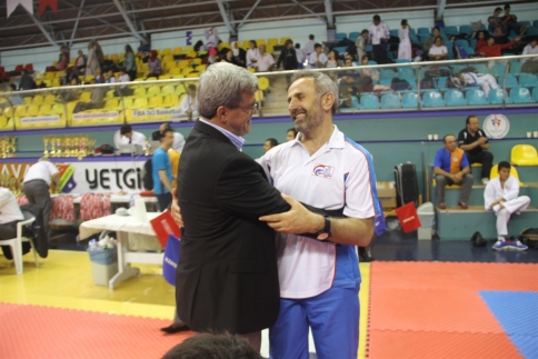 Başkan Akcan Karatecilerle...