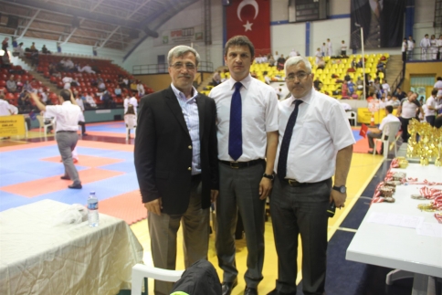 Başkan Akcan Karatecilerle...