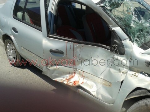 Hastane Önünde Trafik Kazası 1 Yaralı