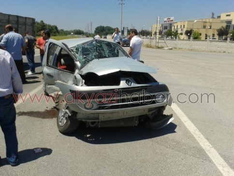 Hastane Önünde Trafik Kazası 1 Yaralı