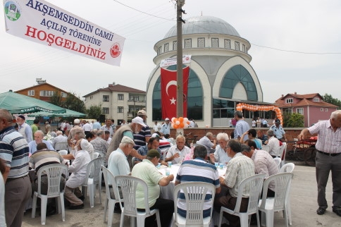 Akşemseddin Cami Törenle İbadete Açıldı