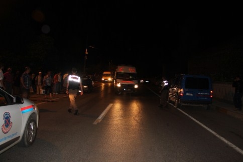 Teravih Namazına Giden Yaşlı Adama Araba Çarptı