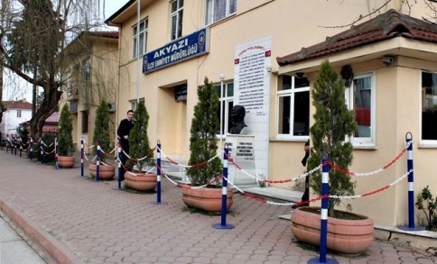 Komşusu Hakaret Edince Karakola Giderek Şikayetçi Oldu