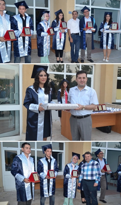 Akyazı MYO’nda Mezuniyet Çoşkusu