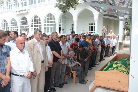 Sayılı Ailesi Büyünü Kaybetti