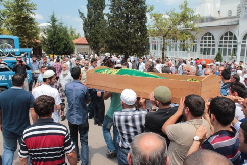 Sayılı Ailesi Büyünü Kaybetti