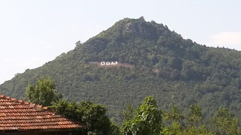 Aksar Tepe'ye Dev Harflerle Adı Yazıldı !
