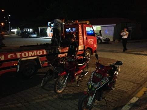 Jandarma Motosiklet Sürücülerine Göz Açtırmıyor