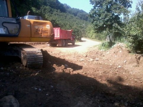 Yol Genişletme Çalışmaları Yoğun Bir Şekilde Devam Ediyor