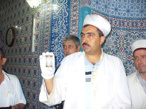 Kadir Gecesi Kuzuluk’ta da Huşu İçinde Kutlandı