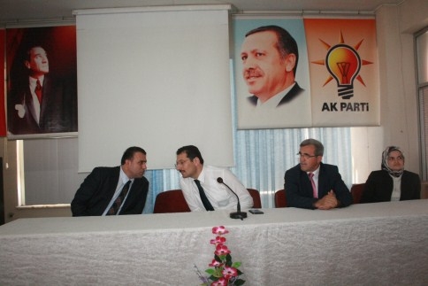 Ak Parti’de Bayramlaşma Töreni Yapıldı