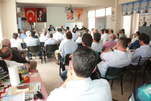 Ak Parti’de Bayramlaşma Töreni Yapıldı