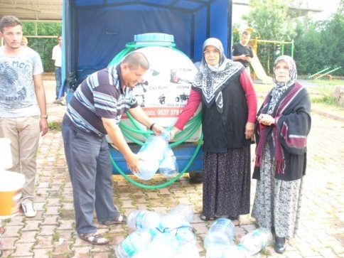 Topçusırtı Mahesi İsyan Bayraklarını Çekti