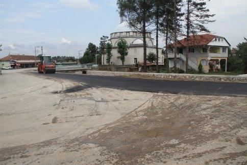 Pazarköy - Harunusta Yolu Asfalt Serim Çalışmaları Başladı