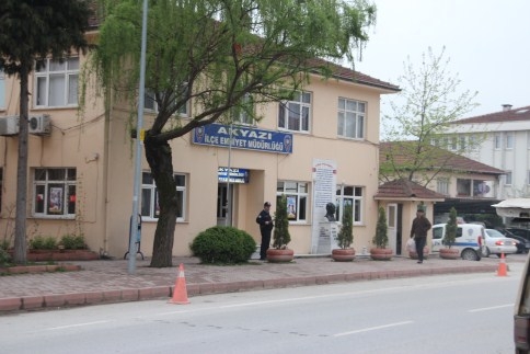 Akyazı Emniyet Müdürlüğü Göz Açtırmıyor