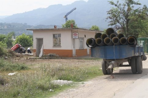 Akyazı Belediyesi’nden Fındık İşçilerine Barınak