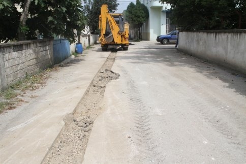 FATİH MAHALLESİ'NDE ASFALT YAMA ÇALIŞMALARI BAŞLADI