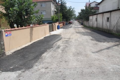 FATİH MAHALLESİ'NDE ASFALT YAMA ÇALIŞMALARI BAŞLADI