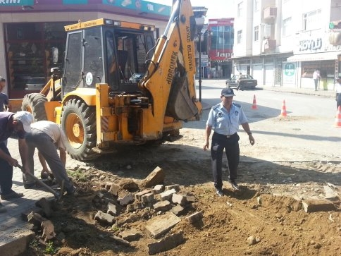 Yeni Otobüs Durağı Geliyor