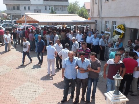 1'i Yeni Evli, Diğeri Evlenecekti Hayatlarını kaybettiler