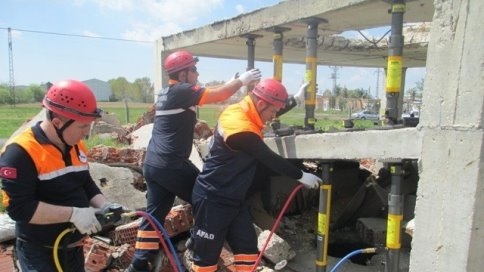 Sakarya Afad Olası Afetlere Karşı Tedbiri Elden Bırakmıyor