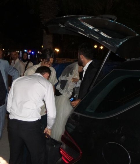 Düğün Gününde Büyük Şok!