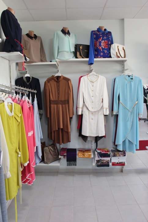 Akyazı'da Tesettür Giyimin Kalbi DAMEN'de Atıyor