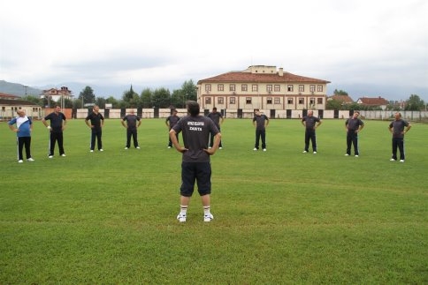 Akyazı Zabıtası Sporu İhmal Etmiyor