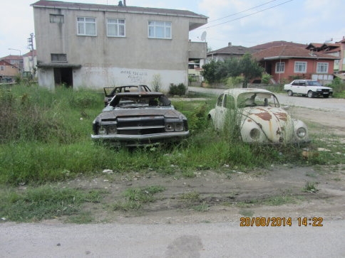 Akyazı Zabıtası'ndan Hurda Araç Avı