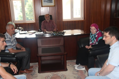 Sevdiği Genç İle Evlenebilmek İçin Müslüman Oldu