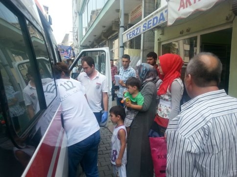 2 Yaşındaki Çocuğun Ayağını Otomobil Ezdi