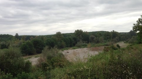 Derenin İçine Çadır Kurdular