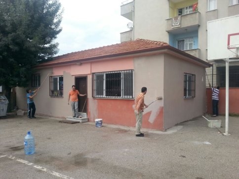 İmece Usulü İle Madanoğlu Ortaokulu Eğitim Öğretime Hazır