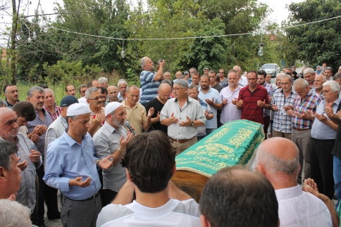 DİNÇER ÜZBE SON YOLCULUĞUNA UĞURLANDI