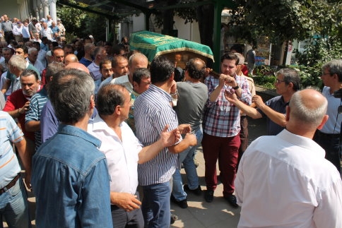 DİNÇER ÜZBE SON YOLCULUĞUNA UĞURLANDI