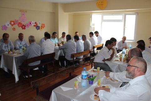 AKYAZILILARA HİZMET DERNEĞİ YENİ HİZMET BİNASINA TAŞINDI