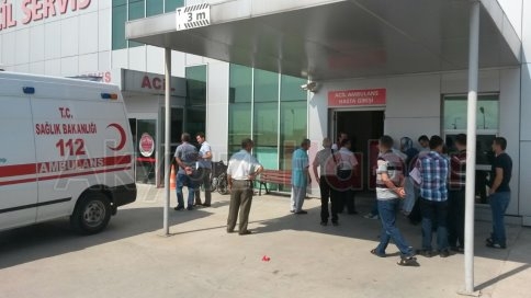 TEM otoyolunda yolcu otobüsü devrildi 37 yaralı!