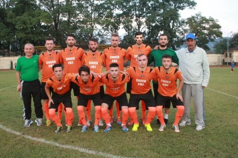 Taşburun Spor Sahaya İndi