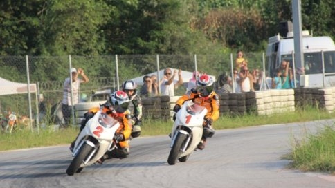 Süpermoto A kategorisinde Kenan Sofuoğlu birinci oldu.