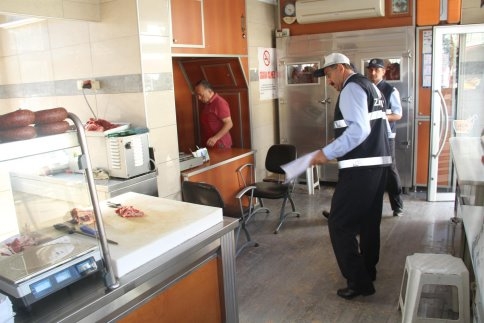 Akyazı Belediyesi Zabıtasından Kasaplara Denetim