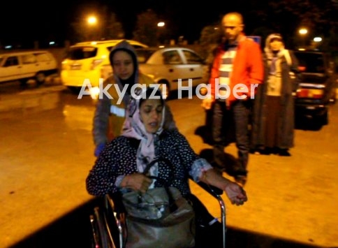 Servis Aracıyla Taksi Çarpıştı 7 Kişi Yaralandı