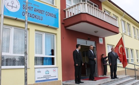 İlçe Müdürü Özdemir Okulları Ziyaret Etti