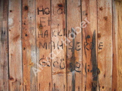 TAŞBURUN KÖYÜNDE İNTİHAR