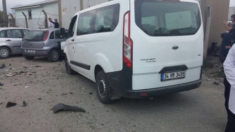 4 Araç Parçalandı 4 Yaralı