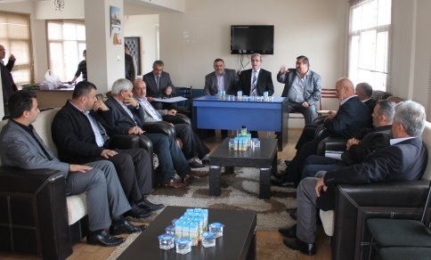 Başkan Akcan Muhtarlarla İstişare Toplantısında Bir Araya Geldi