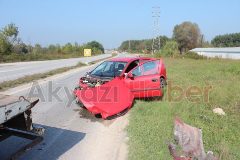 Batakköy Kavşağında Trafik Kazası 7 Yaralı