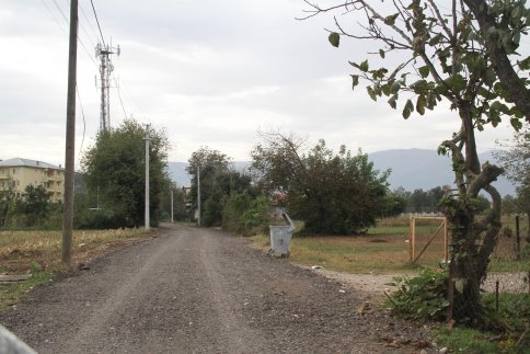Hastane Mahesinde Yeni Yollar İçin Dolgu Çalışması ve Asfalt Kırığı Serimi