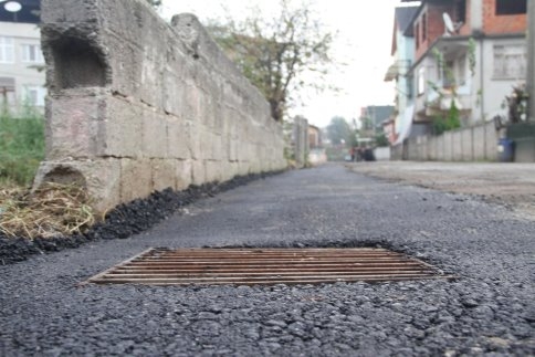 Asfalt Yama Çalışmaları Devam Ediyor